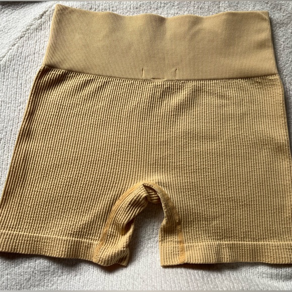 💛💛💛lounge shorts - Picture 2 of 3